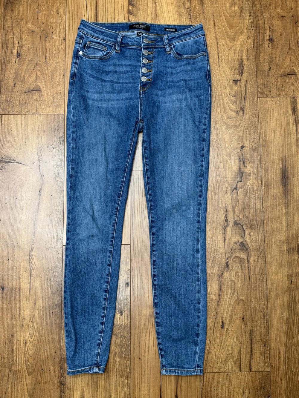 Judy Blue High-Rise Button-Fly Skinny Jeans in Medium Blue